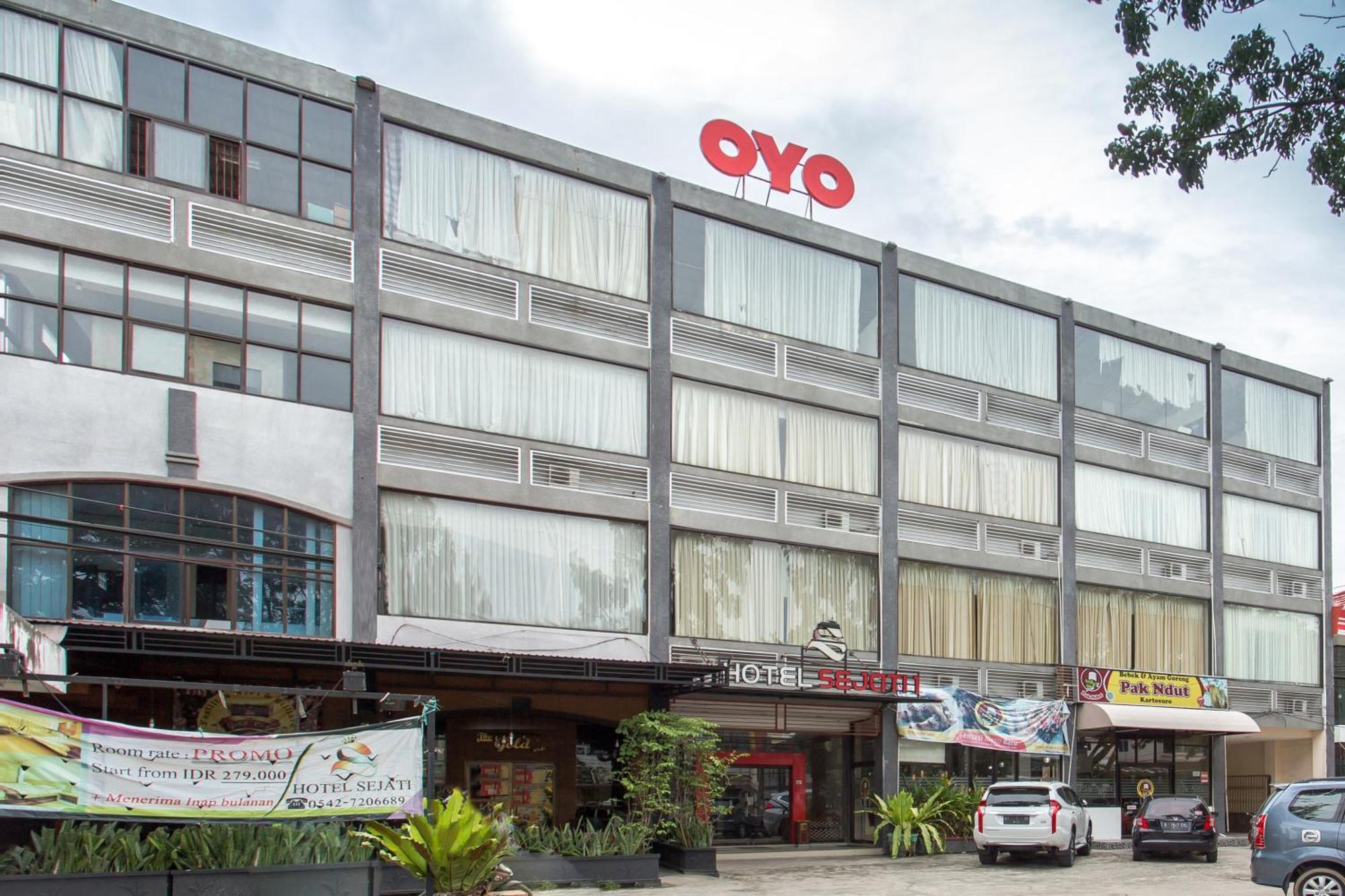 Oyo 663 Hotel Sejati Balikpapan  Eksteriør bilde